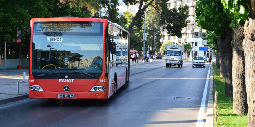 İzmir'de ulaşıma zam yapıldı