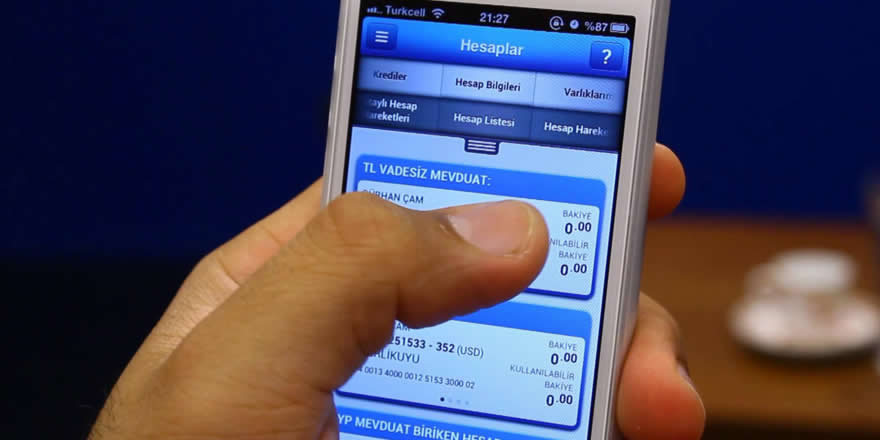 Google Play'deki sahte bankacılık uygulamaları kredi kartı bilgilerini çalıyor