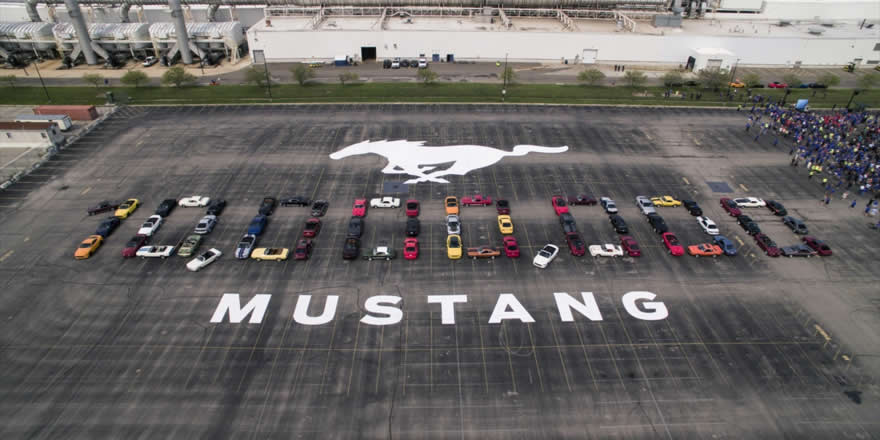 10 milyonuncu Ford Mustang üretim bandından indi