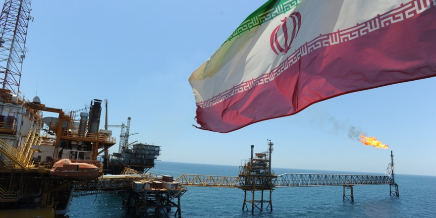 İran petrol fiyatlarını indirdi