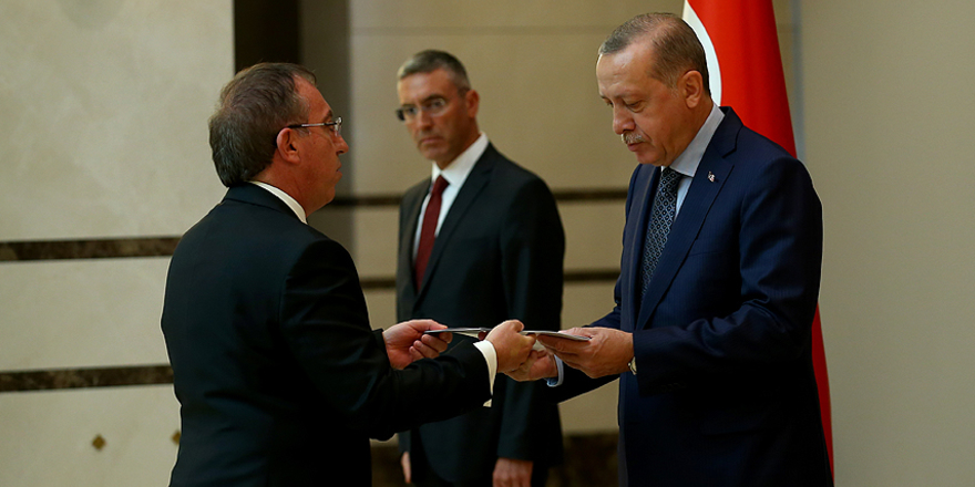 Büyükelçiler Cumhurbaşkanı Erdoğan'a güven mektubu sundu