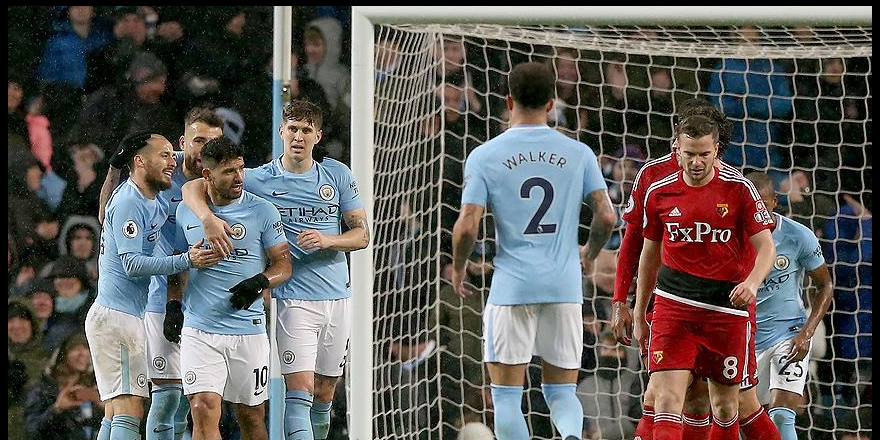 Manchester City 3 puanı 3 golle aldı