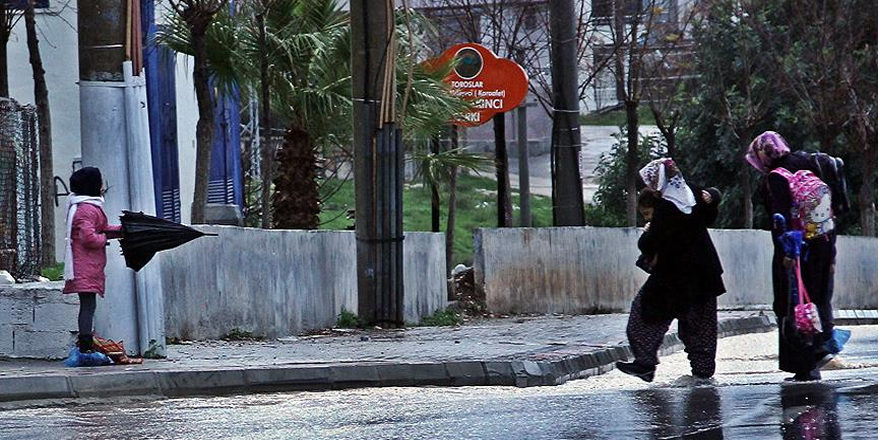 Mersin'de eğitime 1 gün ara verildi