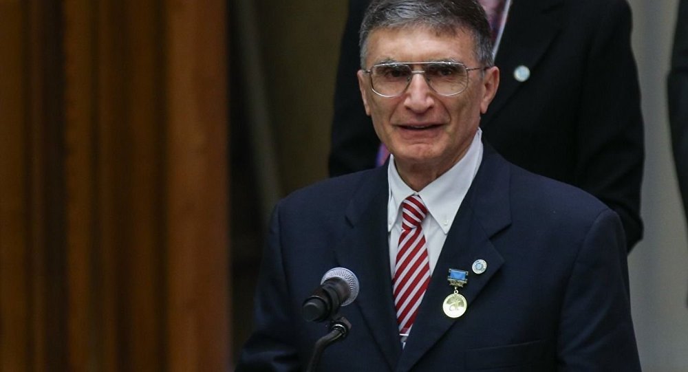 Sette ölüme savunma: Tatil günü geldi çalıştı Sette ölüme savunma: Tatil günü geldi çalıştı