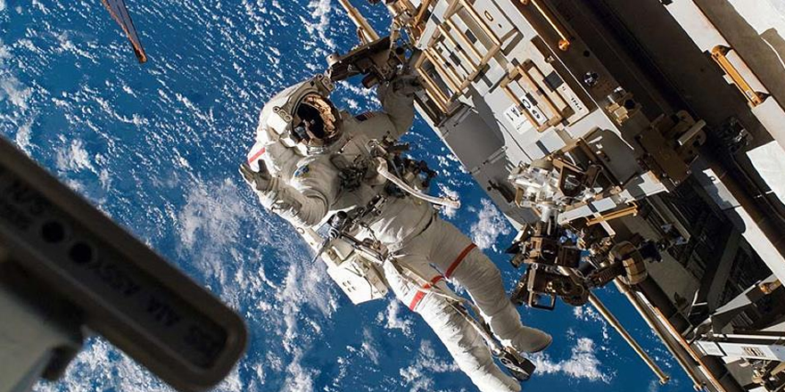 Japon astronotun boyu uzayda 9 santimetre uzadı