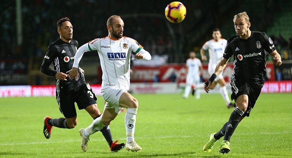 Beşiktaş'ın 2 maçlık galibiyet serisine, Alanyaspor freni