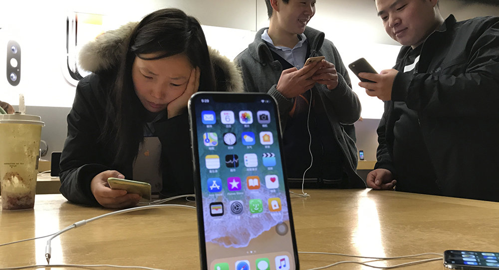 Apple, iPhone'un Çin'de yasaklanmasına sebep olan özelliği kaldırdı