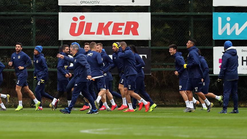 Fenerbahçe'de Avrupa mesaisi başladı