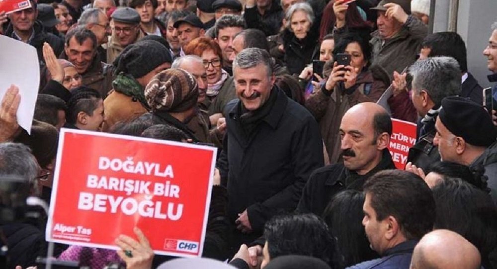 CHP'nin Beyoğlu adayı Taş: LGBTİ meclisleri kuracağız
