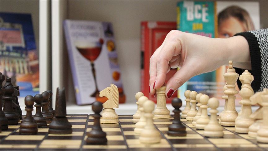 Kadın satranççılar Antalya'da hamle yapacak