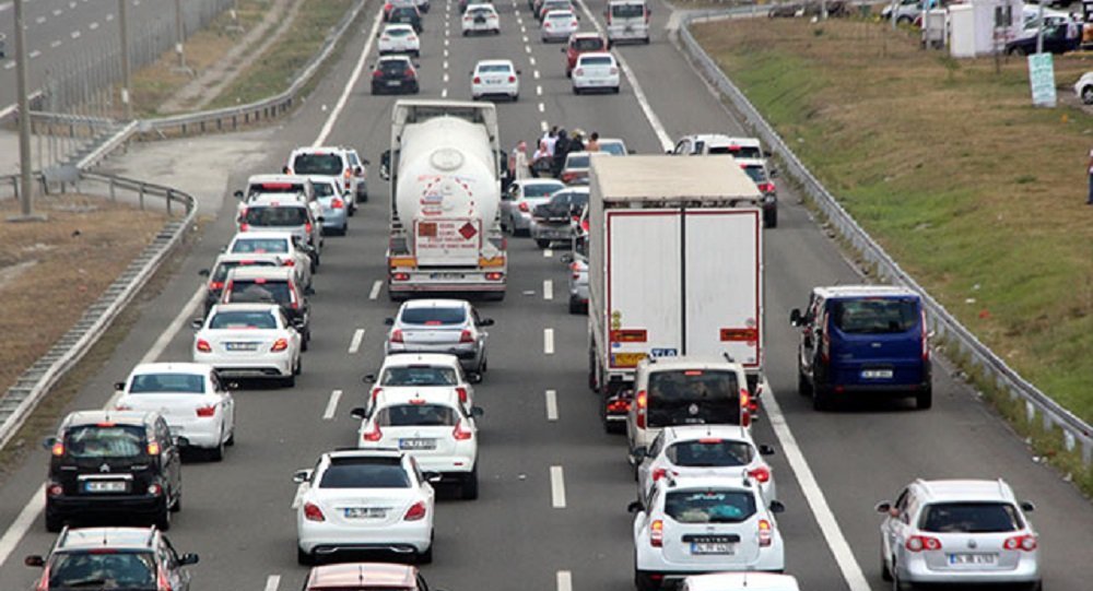 Trafik yoğunluğuna 'düşük emisyon alanı' önlemi