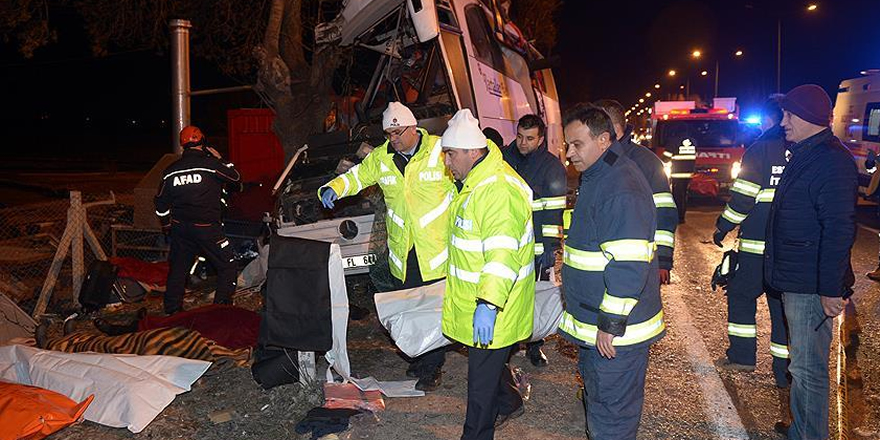 Eskişehir'de otobüs kazası: 11 ölü, 44 yaralı