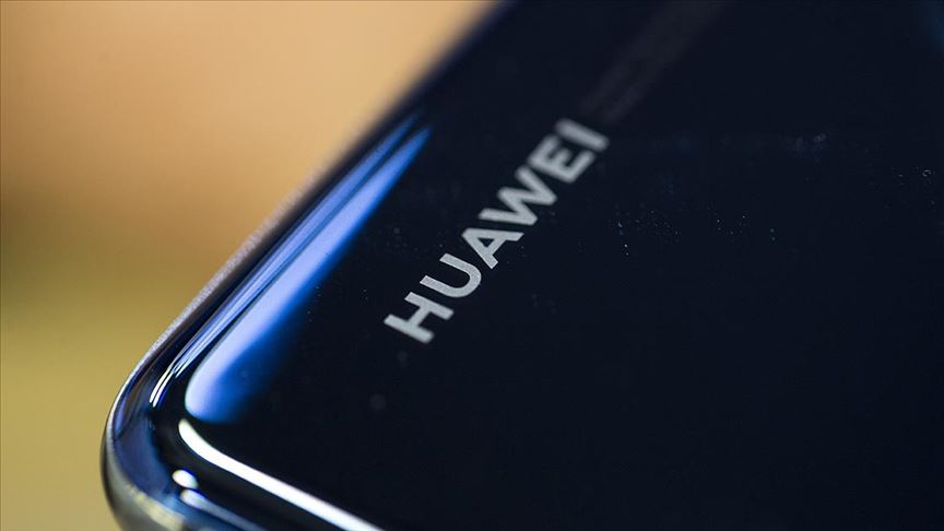 Huawei Rus işletim sistemi kullanabilir