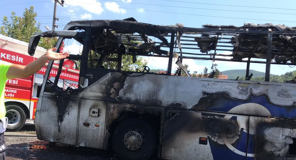 Yanan yolcu otobüsünde hayatını kaybedenlerin kimliği belli oldu