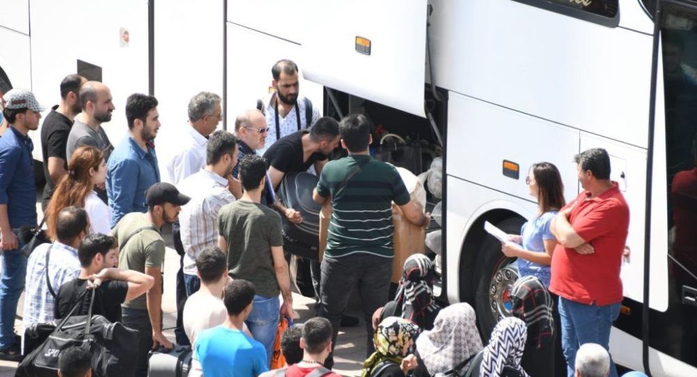 Esenyurt'tan 127 Suriyeli daha ülkesine döndü