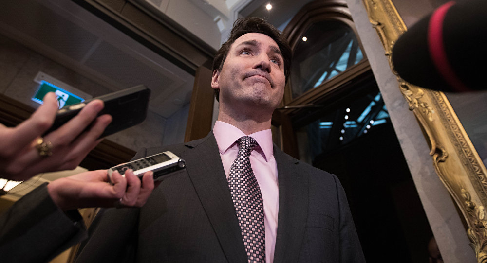 Trudeau 18 yıl önceki 'esmer makyajlı' fotoğrafı nedeniyle özür diledi