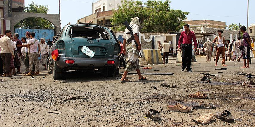 Yemen'de intihar saldırısı: 15 ölü