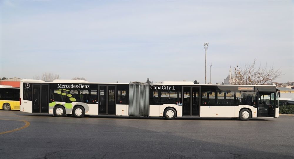 İstanbul'da metrobüs hattında çalışacak yeni aracın testine başlandı