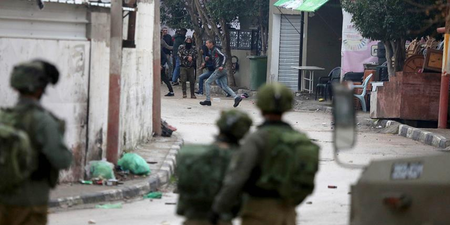 İsrail askerleri Filistinli bir çocuğu şehit etti