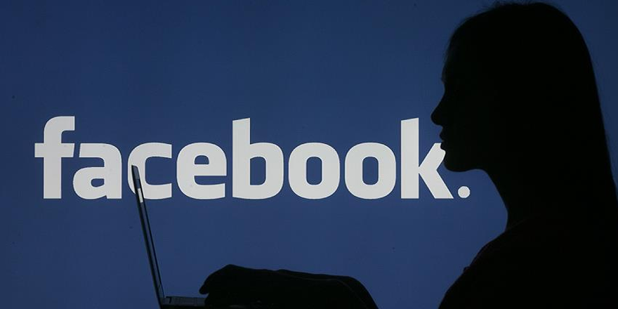 Facebook'ta harcanan zaman günlük 50 milyon saat azaldı