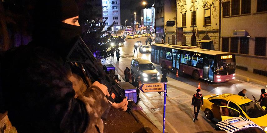 Küçükçekmece'de uyuşturucu operasyonu