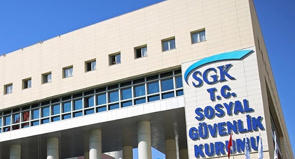SGK'dan '700 bin kişiye sahte emeklilik' iddiasına yanıt
