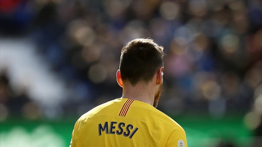 Barcelona'da Messi'nin kulüp yönetimini eleştirel sözleri ve Dembele'nin sakatlığı sorun oldu
