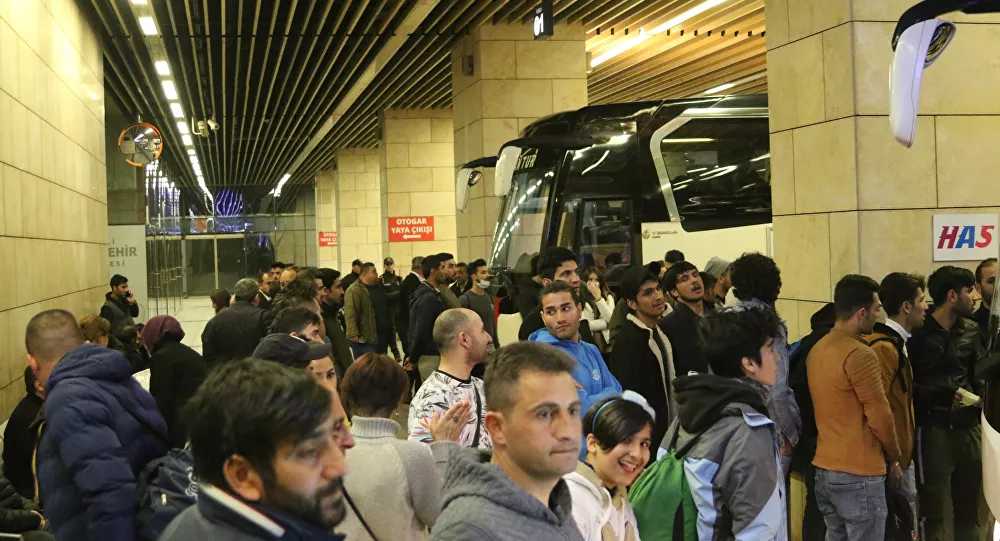 Sığınmacılar sınıra gidiyor: 'Otobüs bileti fiyatları 20-30 TL arttı'