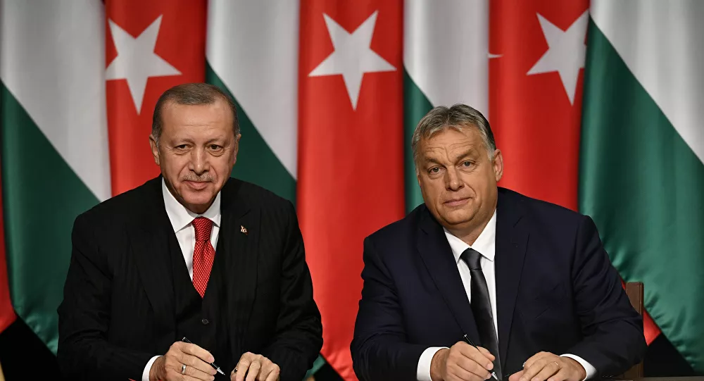 Erdoğan'la görüşen Orban, Macaristan sınırlarında güvenliği artırma kararı aldı