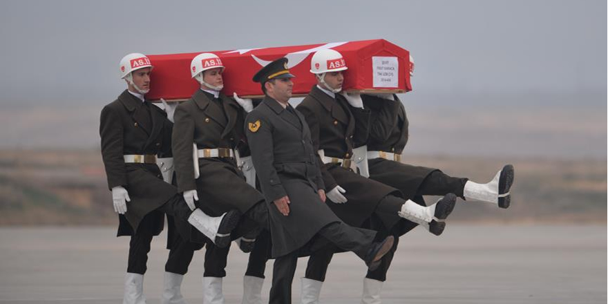 Şehitlerimizi uğurluyoruz