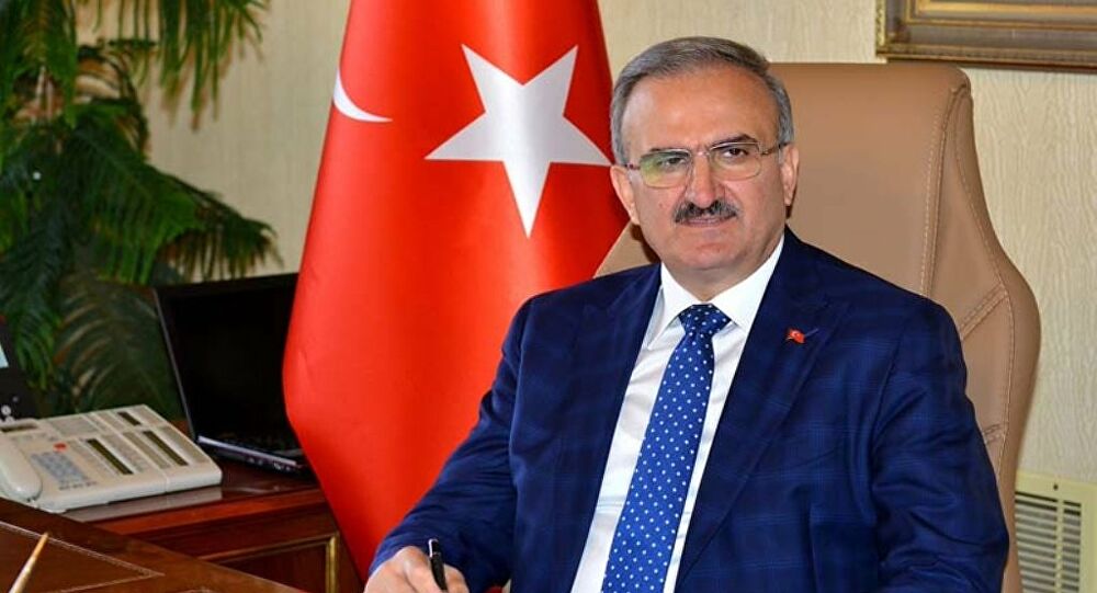 Antalya Valisi Karaloğlu İstanbul'dan gelenlere tepkili