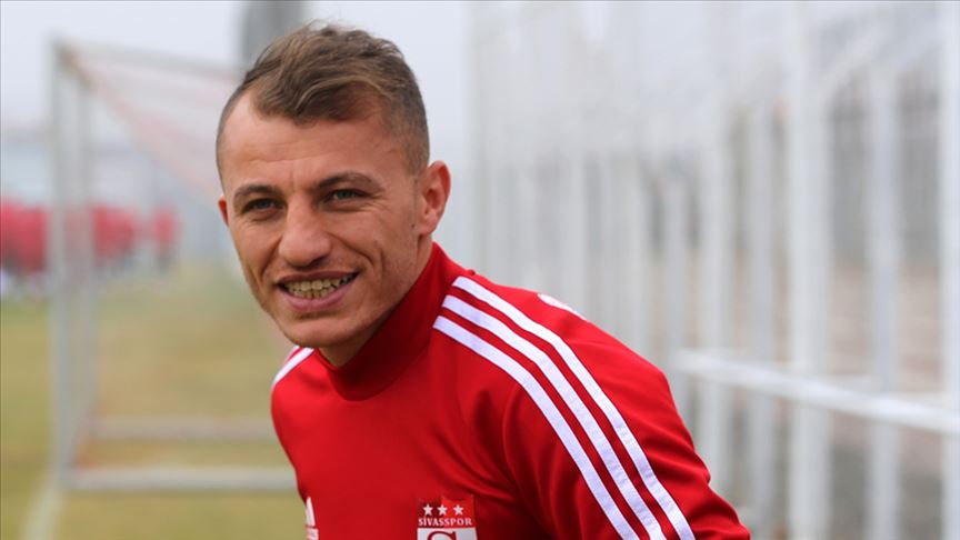 Sivasspor'un takım kaptanı Ziya Erdal: Ben ve arkadaşlarım futbolu çok özledik