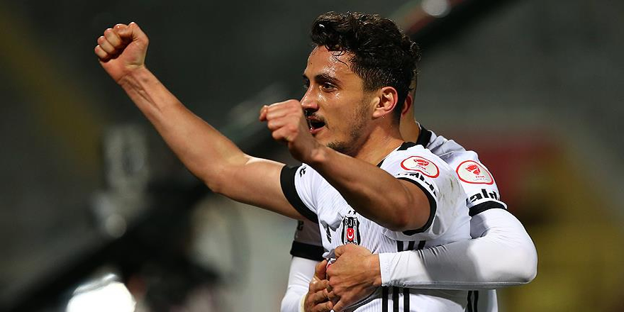 Beşiktaş'ta Mustafa Pektemek, ligde formayı zorluyor