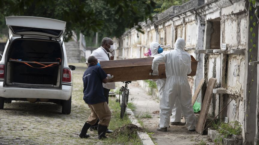 Brezilya'da son 24 saatte koronavirüs nedeniyle 357 kişi öldü