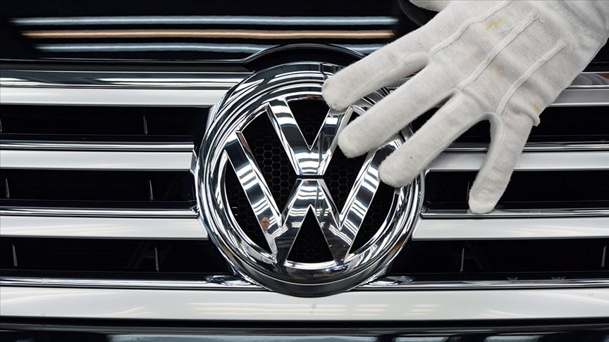 Volkswagen en büyük fabrikasında üretime yeniden başladı