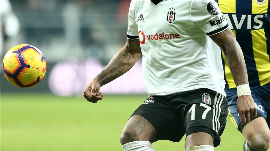 Beşiktaş'ta 1 futbolcu ve 1 çalışanın koronavirüs testi pozitif çıktı