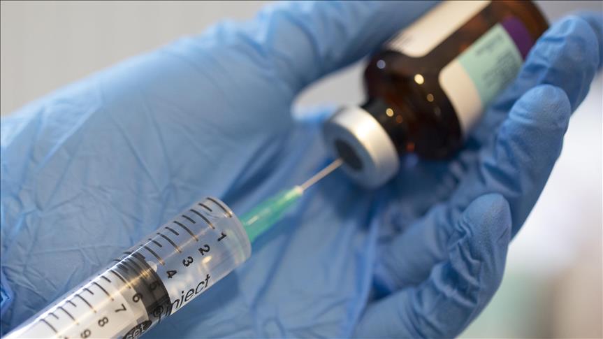 Eski Harvard profesörü Haseltine: Aşı yakın zamanda bulunmayacak
