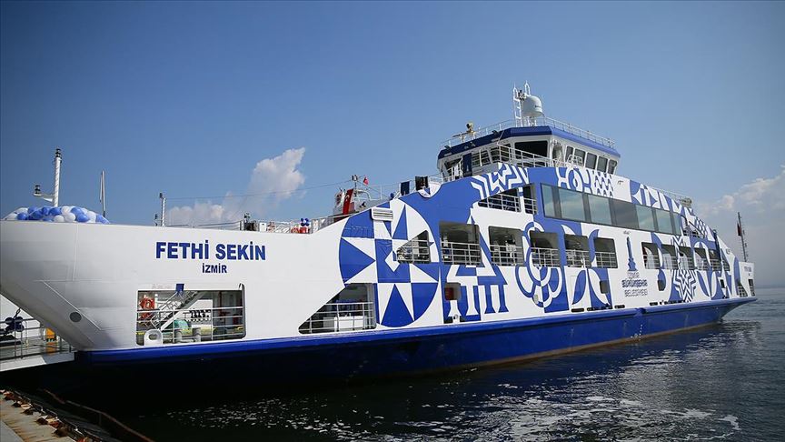 Şehit polis memuru Fethi Sekin'in isminin verildiği feribot denize indirildi