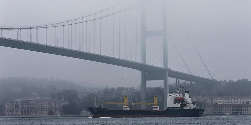 İstanbul Boğazı gemi geçişlerine kapatıldı