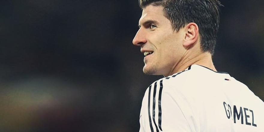 Mario Gomez, Stuttgart'a transfer oldu