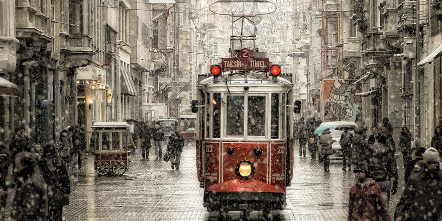 Taksim'deki nostaljik tramvay perşembe günü açılıyor