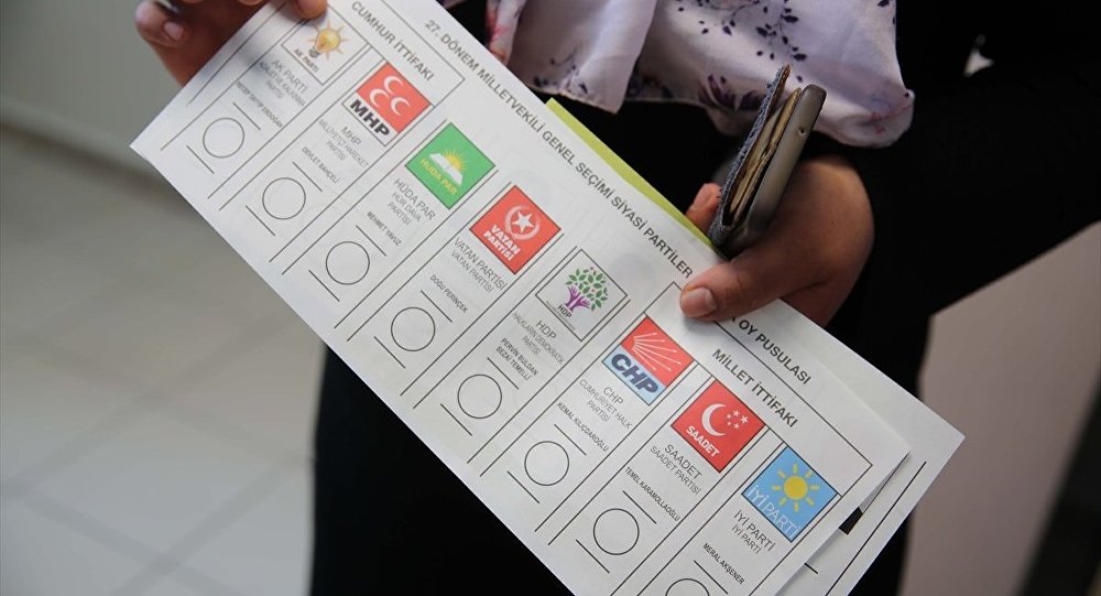Türkiye Haller Federasyonu: AK Partiyi patates ve soğan ile vurmak beyhude bir çaba Türkiye Haller Federasyonu: AK Partiyi patates ve soğan ile vurmak beyhude bir çaba