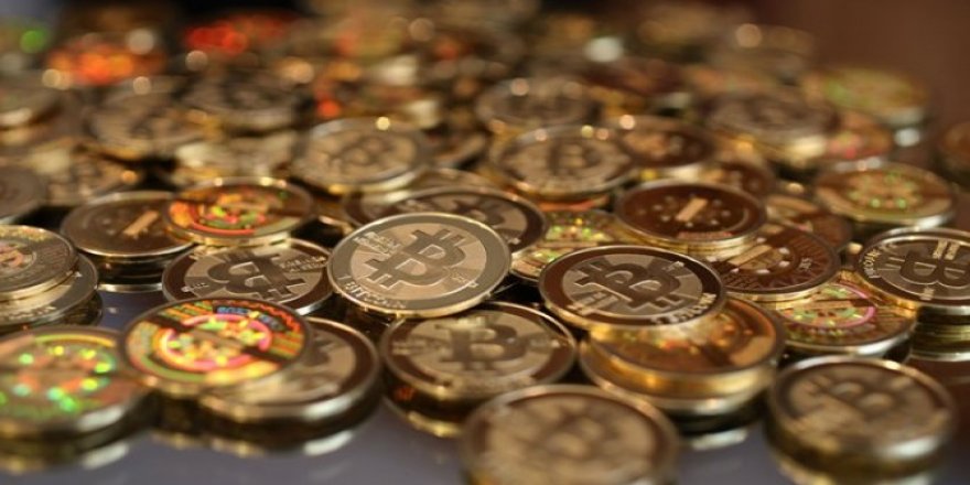 "Bitcoin'e yatırım yapanlar, tüm paralarını kaybetmeye hazır olsun"