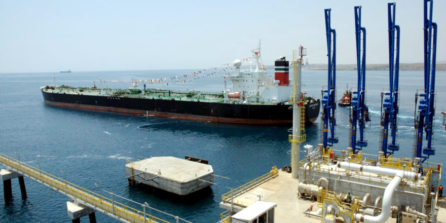 Libya'da iki limandan petrol ihracatı durduruldu